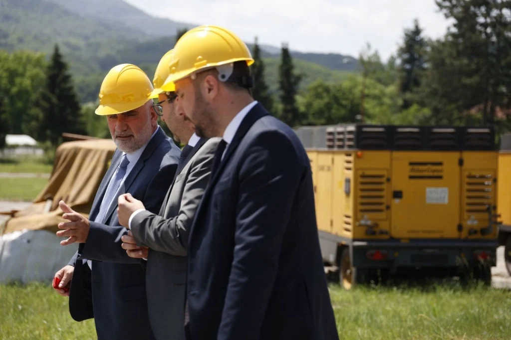 RADNICI TERMINALA ZABRINUTI Traže razrješenje Zornića i Zeljke te imenovanje v. d. direktora